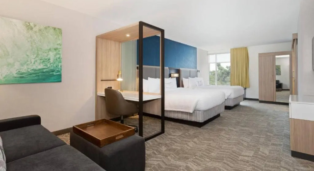 Четырёхместный люкс SpringHill Suites by Marriott Ocala