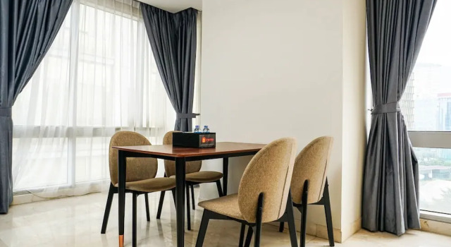 Spacious And Elegant 2Br @ The Empyreal Epicentrum Kuningan Apartment, Забронировать Апартаменты/квартира Апартаменты Джакарты, рядом с Торговый центр Epicentrum Walk, Апартаменты/квартира