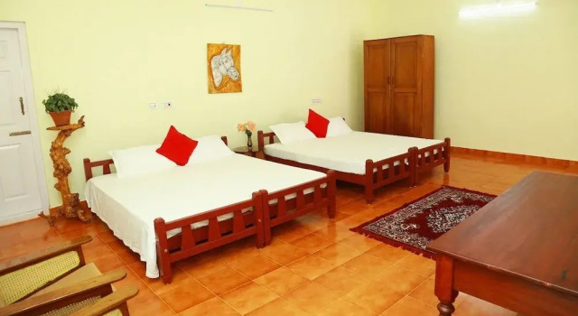 Deluxe Twin Room In British Bungalow, Забронировать Отель Отели Колагаппара 3 звезды, 3*