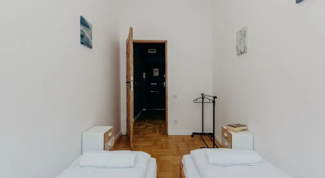 ShortStayPoland Grzybowska, Забронировать Отель Отели Варшавы с парковкой, рядом с ОРКО Тауэр, Парковка