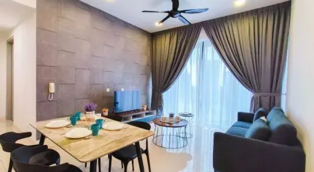 Люкс с 3 комнатами с балконом Grand Medini Suites by RR JBcity