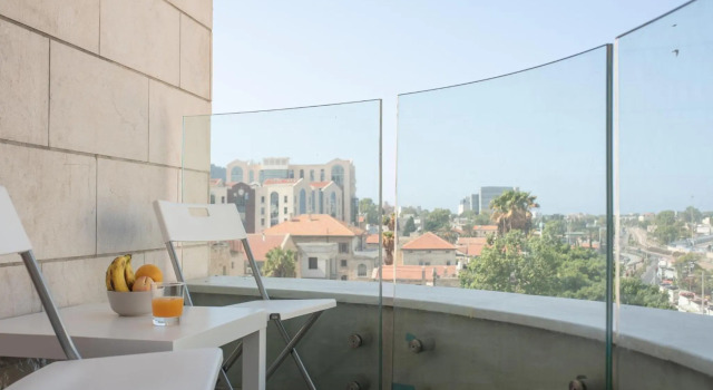 PORT CITY HAIFA - German Colony Luxurious 2 bdrms Apt, Prenota Hotel Haifa Israele Distretto Nord