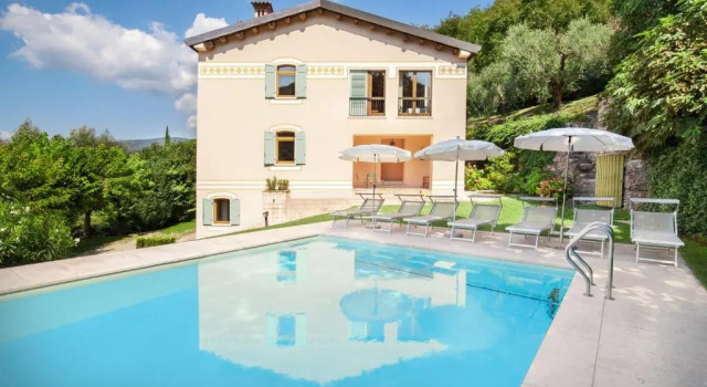 Вилла Cà Cantoni Villa With Pool Lake View