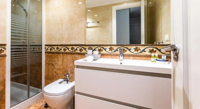 Апартаменты LA CONCHA BEACHVIEW apartment