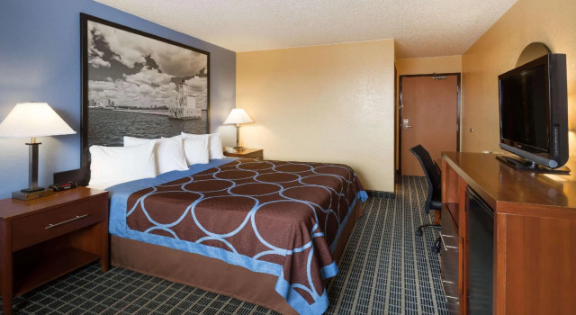 Двухместный номер Standard Super 8 by Wyndham Janesville