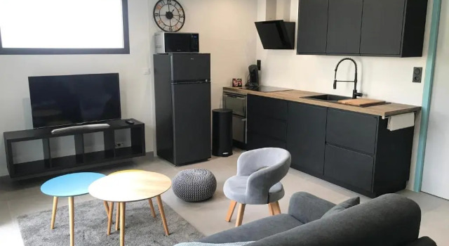 Апартаменты Jolie Maisonnette Studio