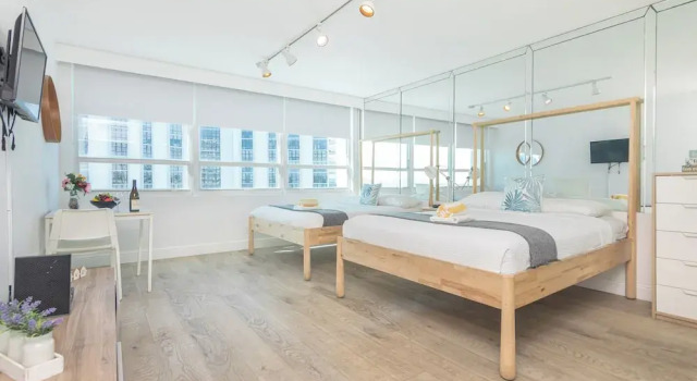 Студия люкс Comfort Girasole Apartments