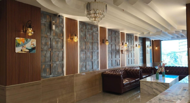 The High Point Inn & Suite, Забронировать Отель Отели штата Карнатаки 3 звезды, 3*