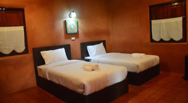 Baan Din Dee resort, Rezervați Stațiune Hoteluri de 3 stele în Mae Lao, 3*