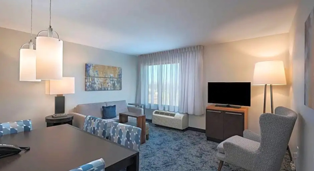 Четырёхместный люкс с 2 комнатами TownePlace Suites by Marriott Monroe