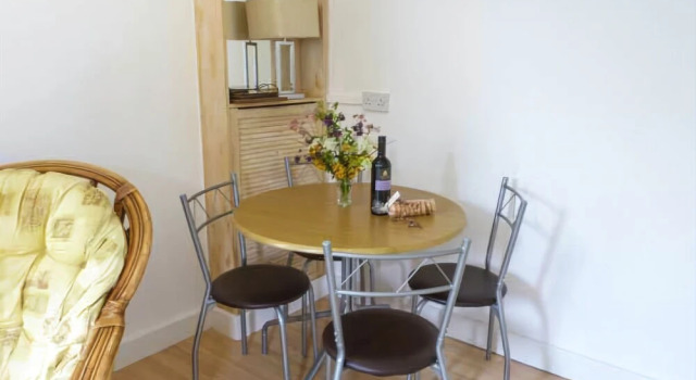 Rennyhill Farm Lodge, Book Landbrugsophold Anstruther Fife