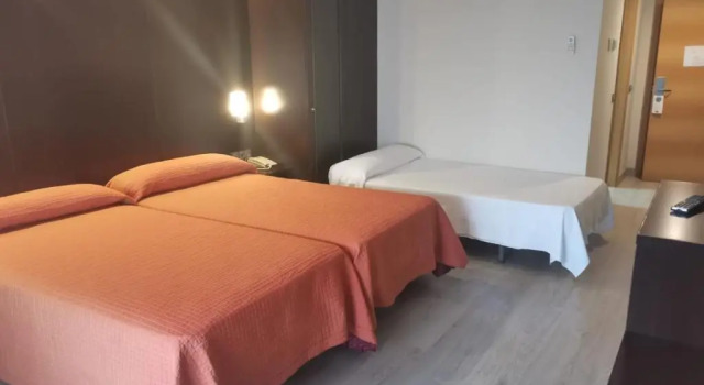 Трёхместный номер Standard Hotel Acosta Centro