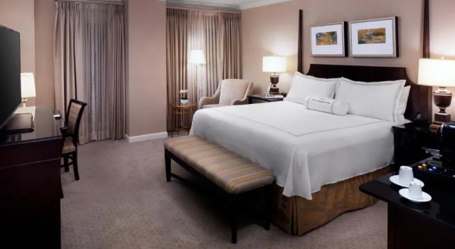 Номер Luxury The Townsend Hotel