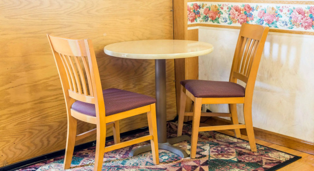 Rodeway Inn & Suites Branford, Book Hotel Branford Connecticut