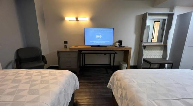 Четырёхместный номер Standard Holiday Inn Uruapan by IHG