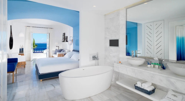 Полулюкс Mykonos Grand Hotel & Resort