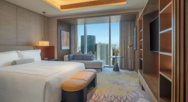 Solaire Resort Quezon City, Book Resort Quezon City 