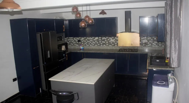 Апартаменты Exclusive Villa in 5 Hideout East Legon