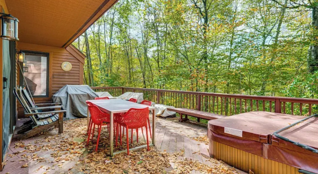Апартаменты 6 Mi to Okemo! Family Townhome in Lakeside Resort