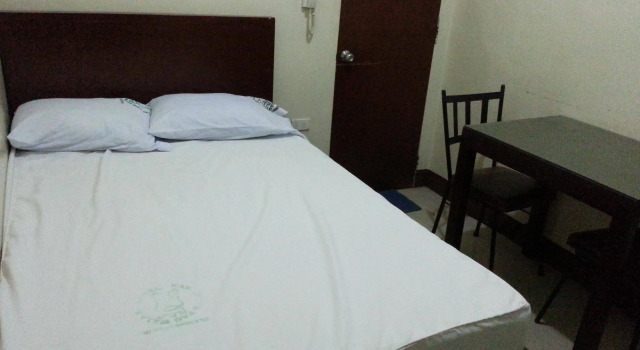 Traders Mega A Inn, Varaa Hotelli Calamba Laguna