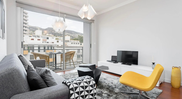 Santa Catarina I, modern city apartment, Rezerwuj Apartament Funchal Madera