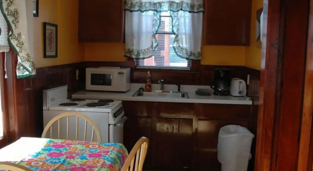 Четырёхместный коттедж Premium с 2 комнатами Channel Watefront Cottages