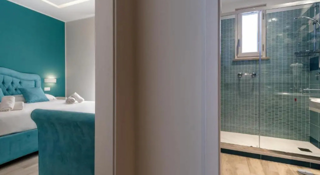 Номер Deluxe Tiffany Suites