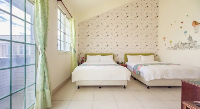 Четырёхместный номер Standard с балконом Ying Hsuan House