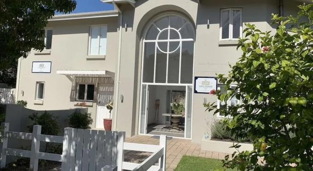 Chez Pierre, Reservar Pousada (com pequeno-almoço) Hotéis em Knysna com piscina, Piscina