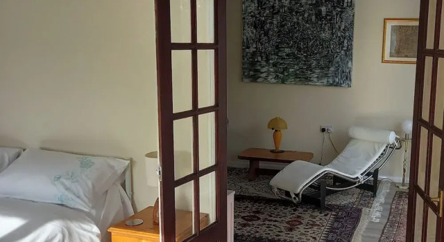 Bali Hi Cliff Cottage-sleeps 2-hot Tub-5minbeach, Book Feriehus Sommerhuse i Sheerness, Hytte