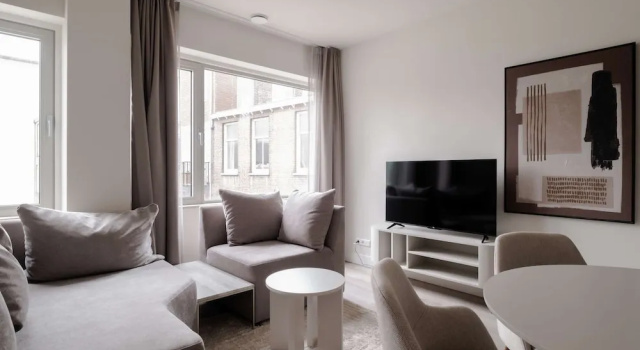 Modern 1BR Apartment in Rotterdam Centre, Забронировать Апартаменты/квартира Роттердам Южная Голландия, рядом с Городской Театр Роттердама
