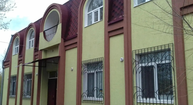 Apartment on Klochkivska Street