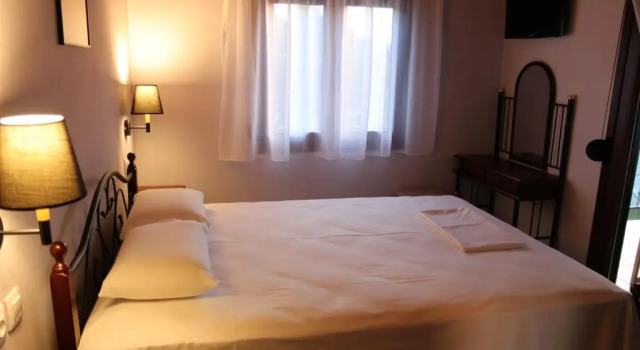 Katinas House, Book Hotel Vourvourou 