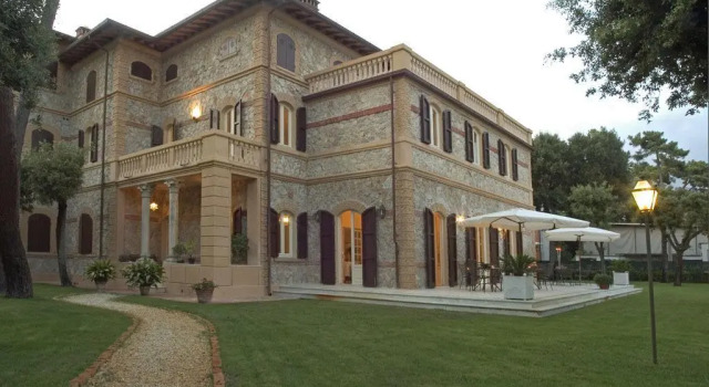 Villa Signori, Забронировать Вилла Марина-ди-Пьетрасанта Версилия