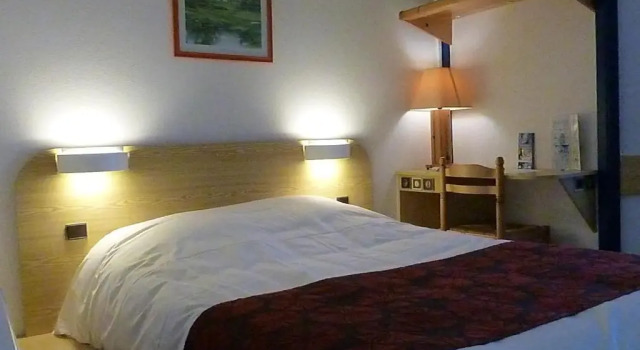 Четырёхместный номер Standard Green Hôtels Poitiers