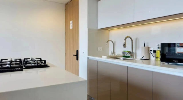 Коттедж w Striking 2BR w Balcony in Santa Barbara