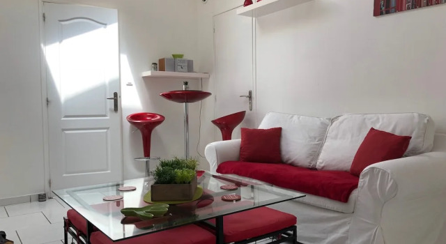 Appartment cosy sur Troyes (le Cocoon), Забронировать Отель Труа Troyes Outlets, рядом с Стадион департамента Об
