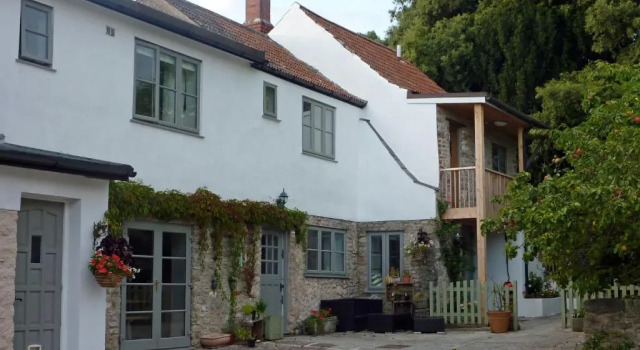 Westbury Cross House Bed & Breakfast, Varaa Mini-hotelli Motellit kohteessa Merseyside, Motelli