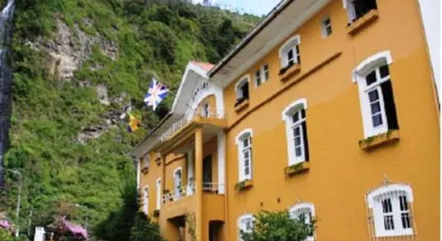 Полулюкс Sangay Spa Hotel