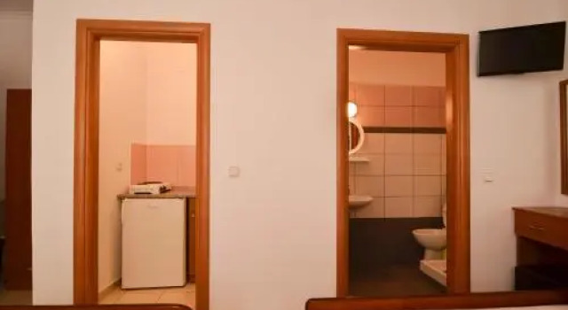 Giannis Hotel, Book Hotel Paralia 