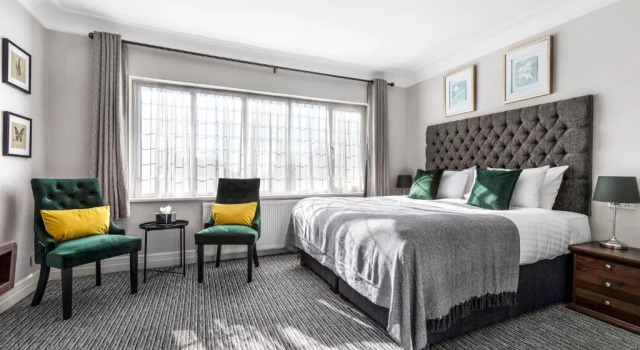 Двухместный номер King Martel Guest House Free Parking
