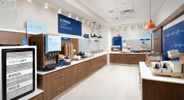 Номер Standard Holiday Inn Express & Suites Omaha Downtown Old Market by IHG