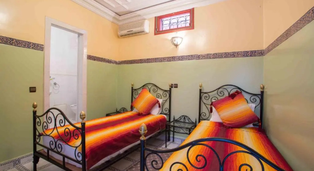 Standard Twin room Ryad Hamza