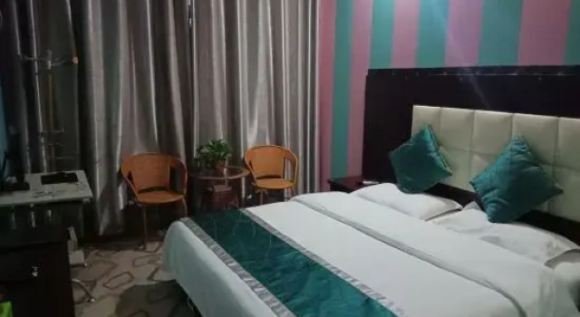 Tongbai Oriental Pearl Business Hotel, Rezervovat Hotel Nan-jang Henan