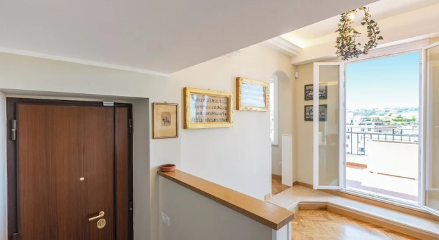 Rental in Rome Ceaser Penthouse