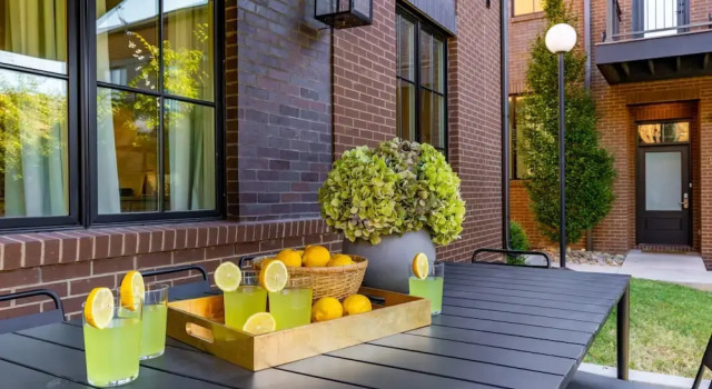 The Magnolia 10 - Avantstay Germantown w Private Balcony, Prenota Appartamento Hotel a Tennessee con parcheggio, Parcheggio