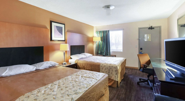 Четырёхместный номер Standard Rodeway Inn Sergeant Bluff - Sioux City