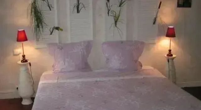 Logis Hôtel des Digues, Varaa Hotelli Le Cateau-Cambresis Picardy
