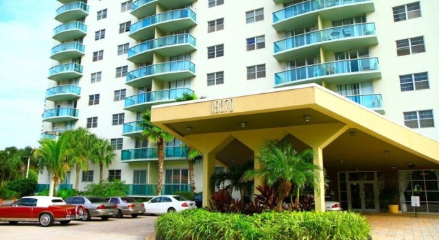 Large 1 Bedroom Bay View Apartment Or610