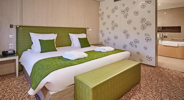 Полулюкс Golden Tulip Amnéville - Hôtel Spa & Casino